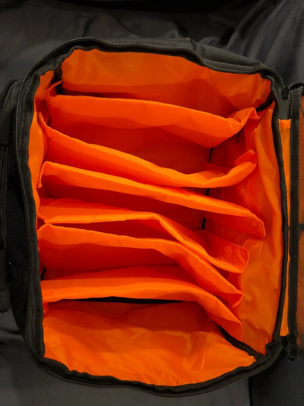 Brand New Gator Cases for cables Black Bag with dividers components